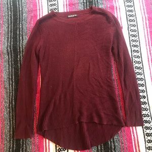 Maroon sweater